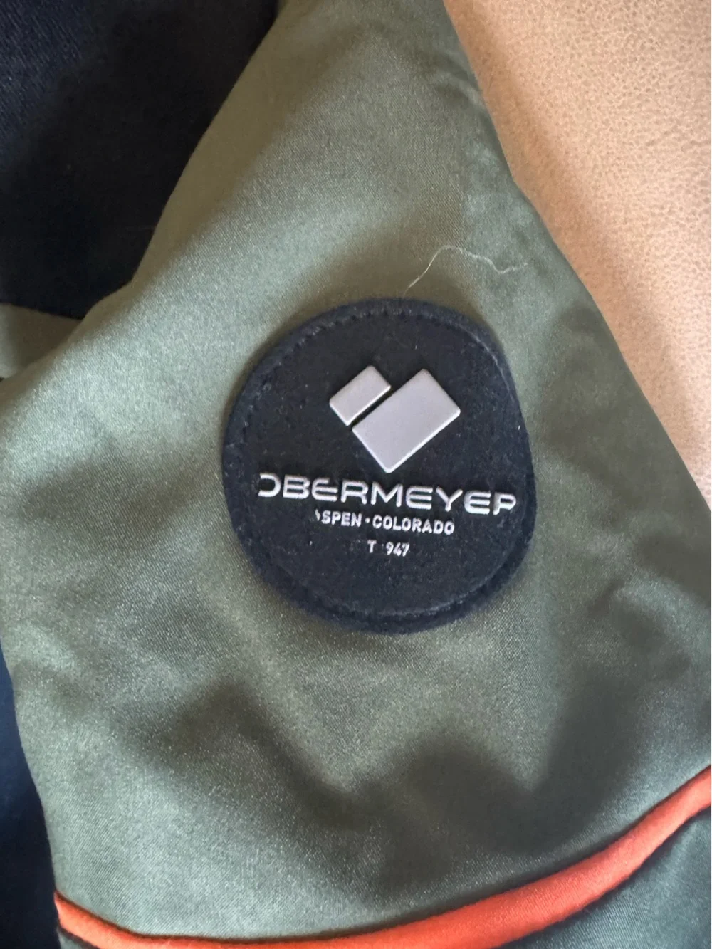 Obermeyer Olive & Black Men's Ski/winter Jacket